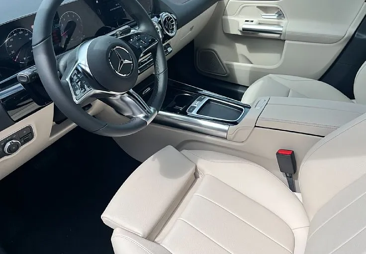 Zunanja slika - Mercedes-Benz GLA-Razred - GLA 180 Progressive Avt.  bež notranjost - 8