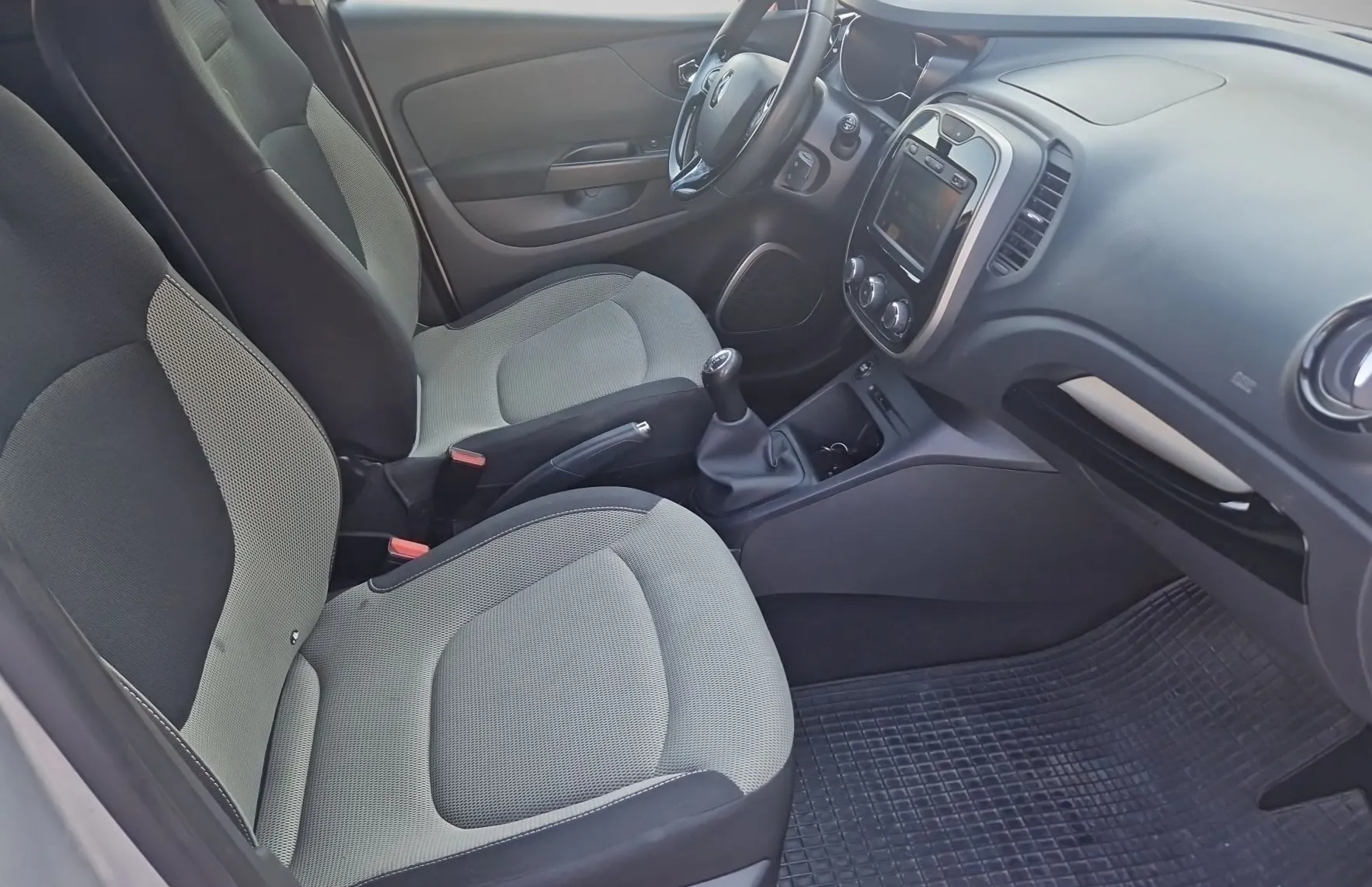 Zunanja slika - Renault Captur - dCi 90 Energy Authentique Start Stop - 13
