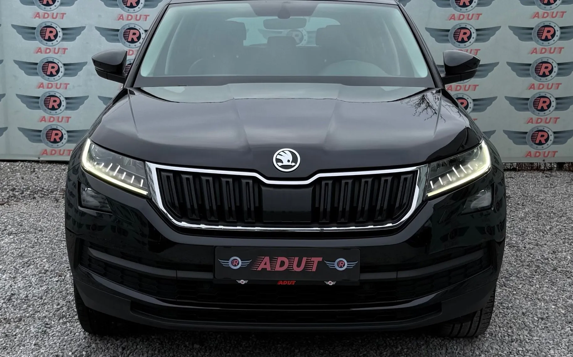 Zunanja slika - Škoda Kodiaq - 2.0TDI|140kW|4X4|DSG|AMBI|LED|1LASNIK|JAMSTVO... - 2