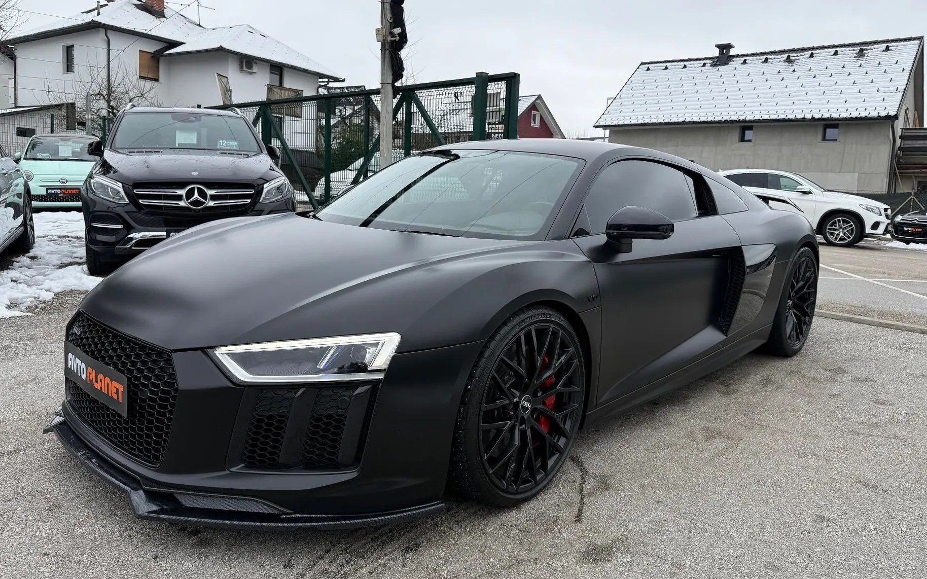 Zunanja slika - Audi R8 - V10+ 5.2 FSI Quattro BLACK MATRIX CARBON CERAMICA - 1