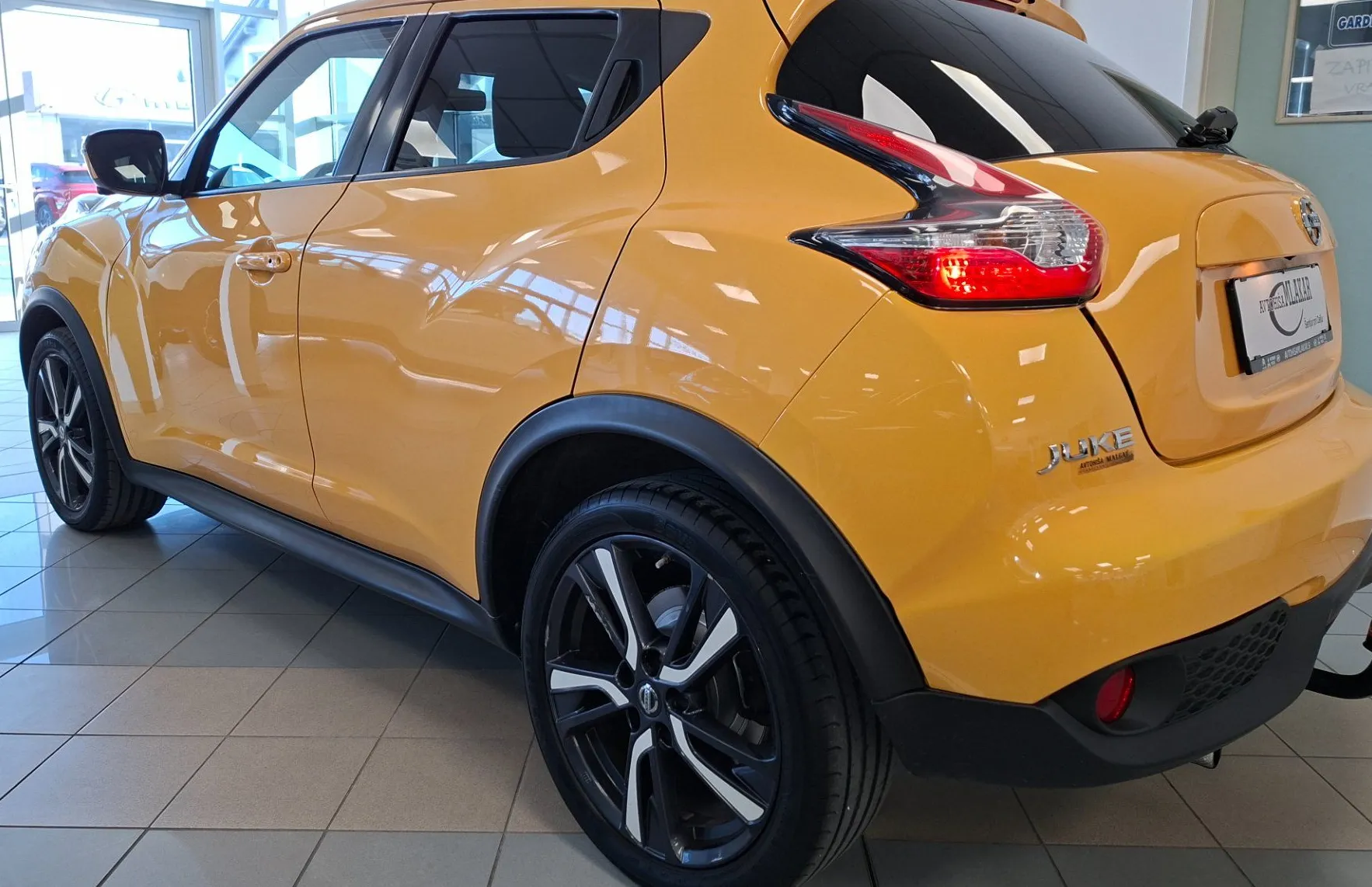 Zunanja slika - Nissan Juke - 1.2 DIG-T-LED-NAVI-360 KAMERA-ODLIČEN- - 3
