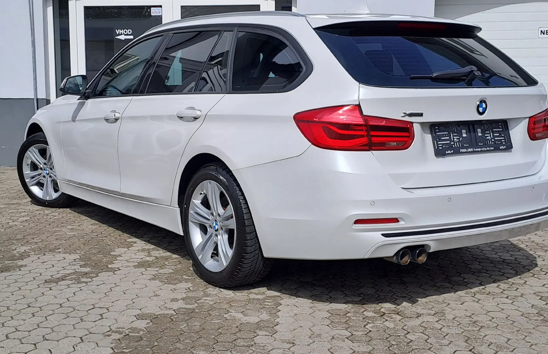 Zunanja slika - BMW Serija 3 - Touring: 320d xDrive Touring Sport Line - 4