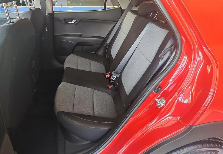 Zunanja slika - KIA Stonic - 1.2 DPI 57.9 kW  79 KM  LX Urban+ M T - 9