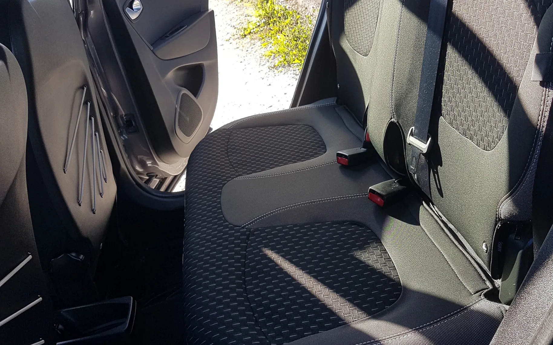 Zunanja slika - Renault Captur - TCe 130 Intens - SLO - 1. LASTNIK - 18