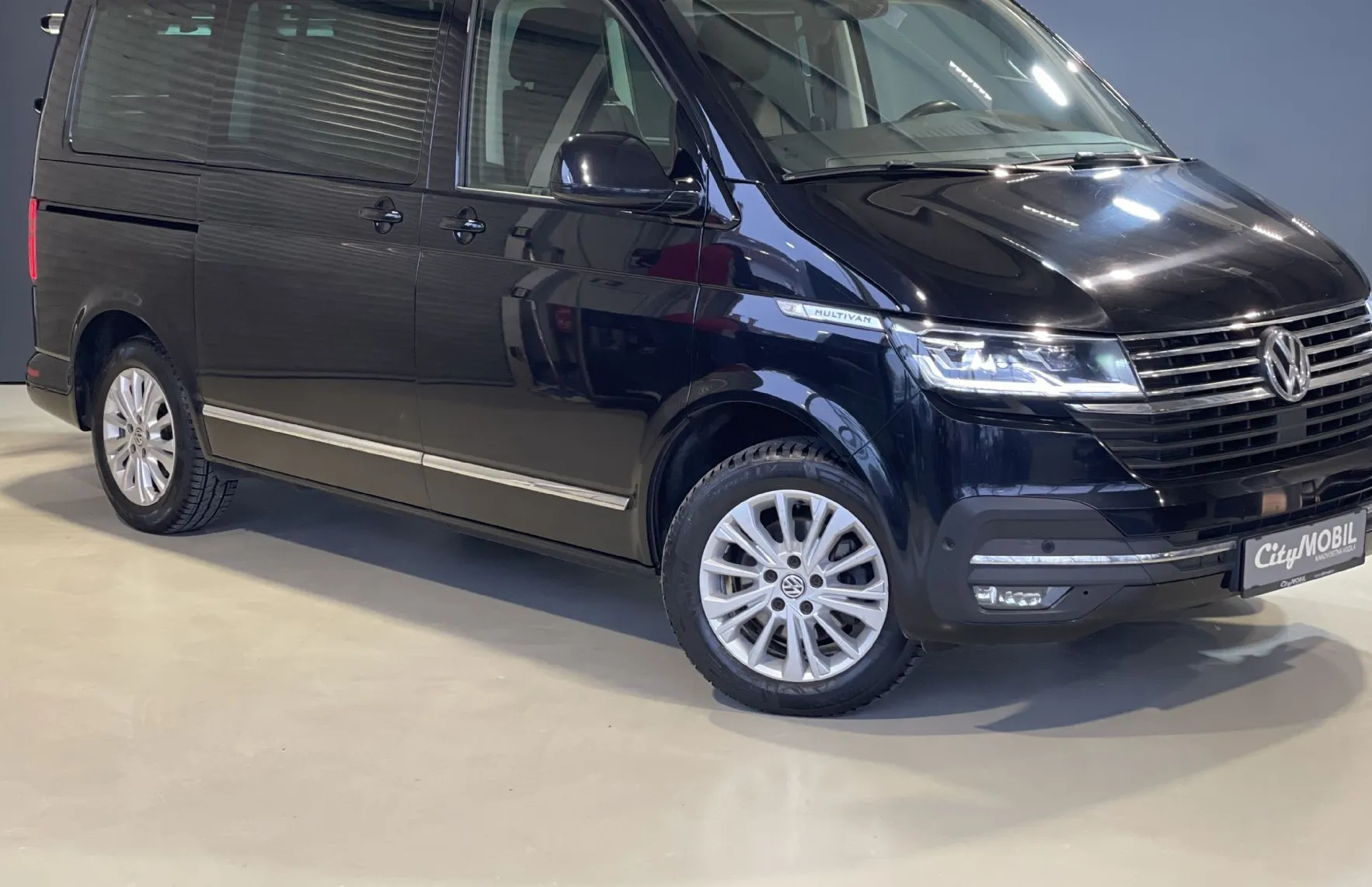 Zunanja slika - VW Multivan - SLO-LED-ALCANTARA-KMAERA-RADAR-NAVI-DVOJNA VRATA - 3