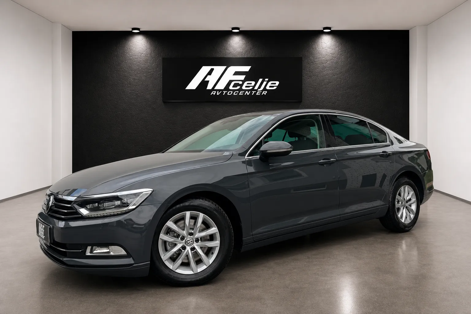 Zunanja slika - VW Passat - 2.0 TDI-H LINE-VIRTUAL-FUL LED-LIZING ZA TUJCE- - 1