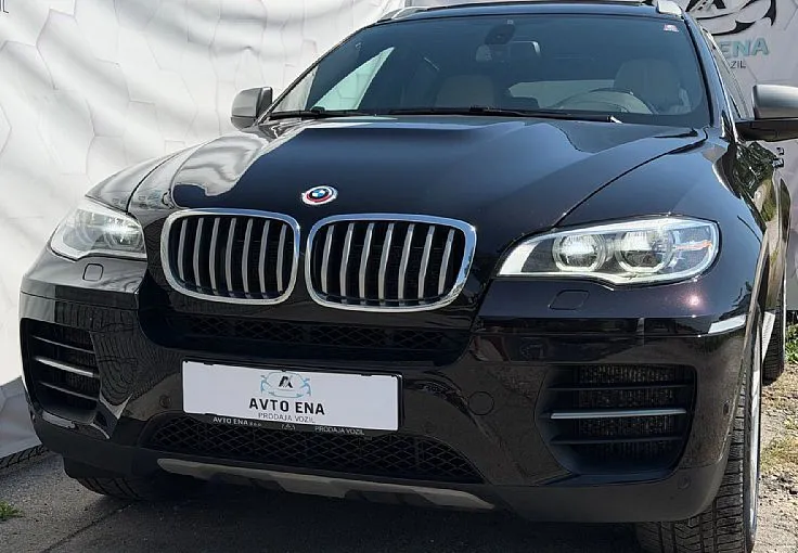 Zunanja slika - BMW X6 - serija : M50d-PANO - MEMORY - HEADUP - ALU20 - GRETJ.+HLAJ. - 2