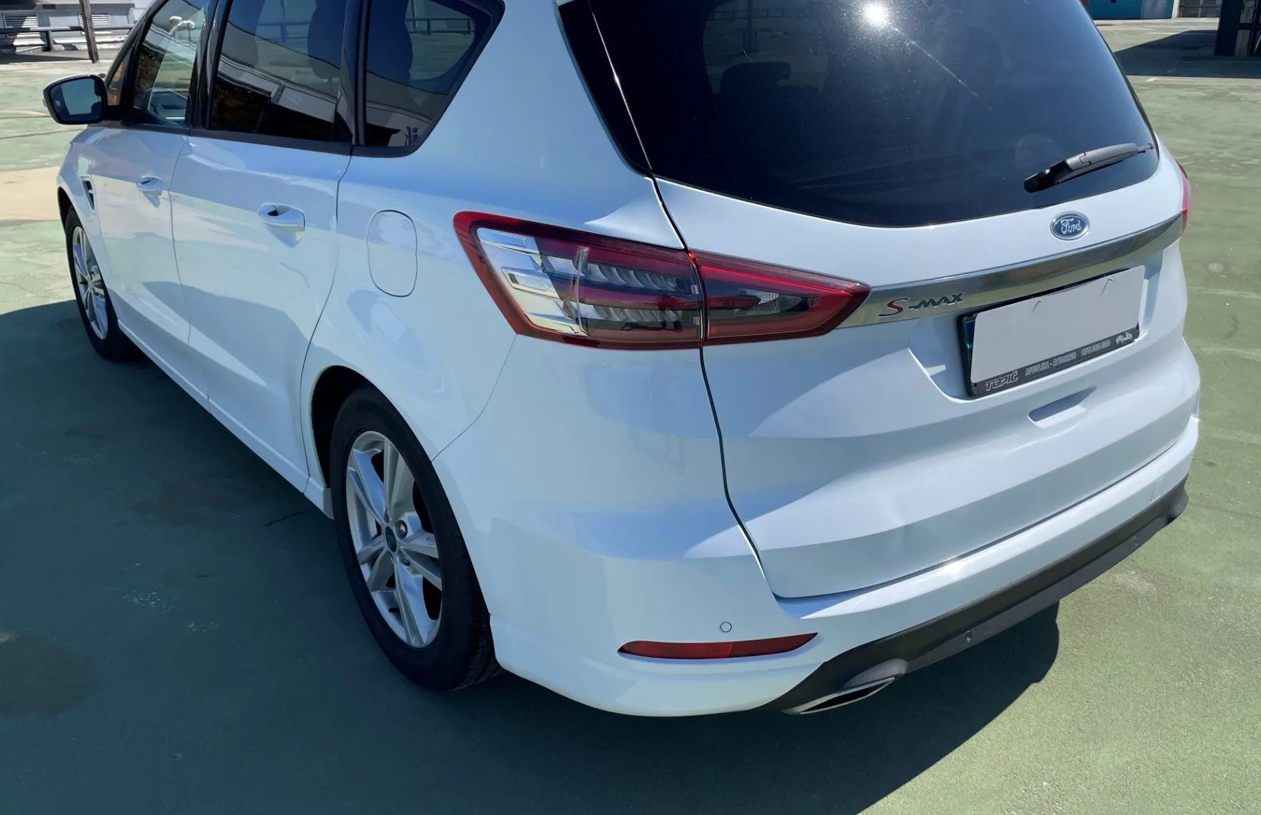 Zunanja slika - Ford S-MAX - 2.0 TDCi  Powershift NAVI.PDC.KAMERA.OGR.SEDEŽ - 3