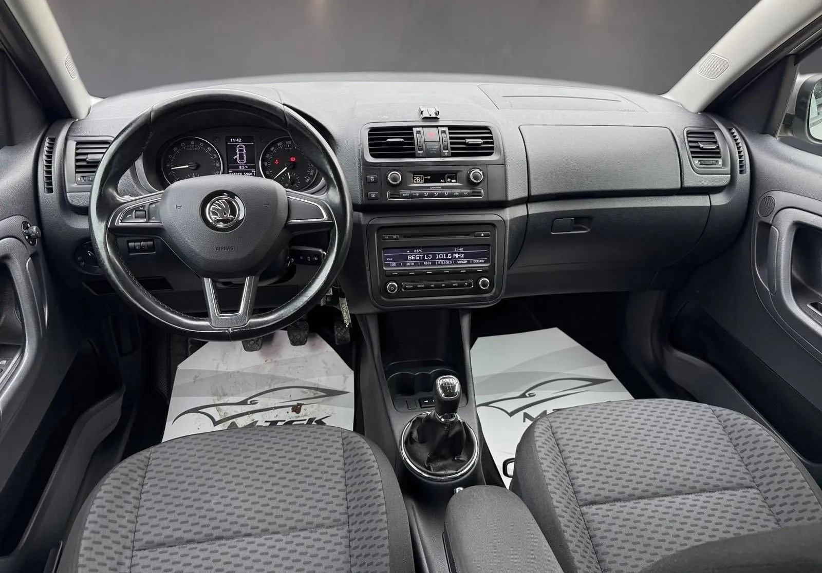 Notranja slika - Škoda Roomster - 1.6 TDI EASY FINANCIRANJE - 10