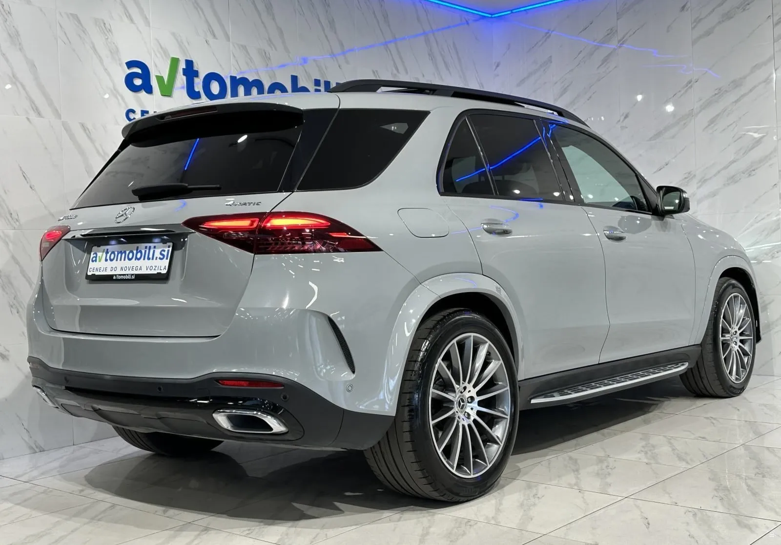 Zunanja slika - Mercedes-Benz GLE-Razred - 450d|4Matic|AMG|Pano|Zračno|HUD|ACC|Hlaj|Burm|360 - 4