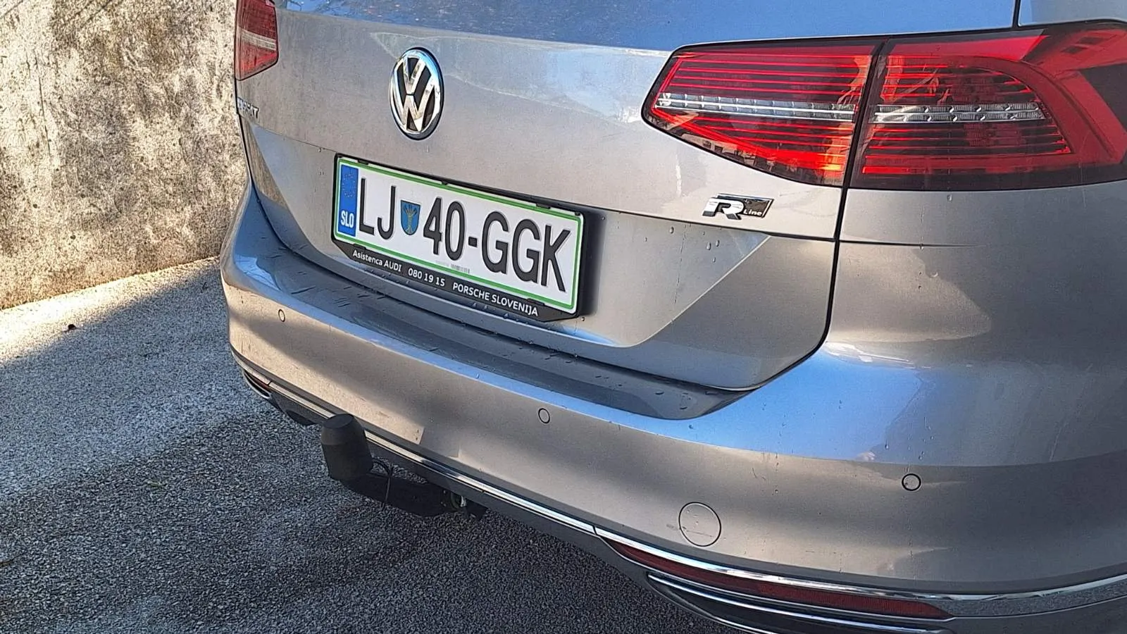 Zunanja slika - Volkswagen Passat - 4Motion 2.0TDI R-Line IQ luči - 2