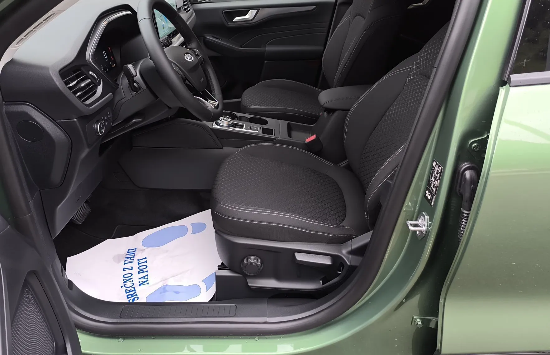 Zunanja slika - Ford Kuga - Titanium 1.5 EcoBoost 186PS SS AUT - TESTNO VOZILO - 9