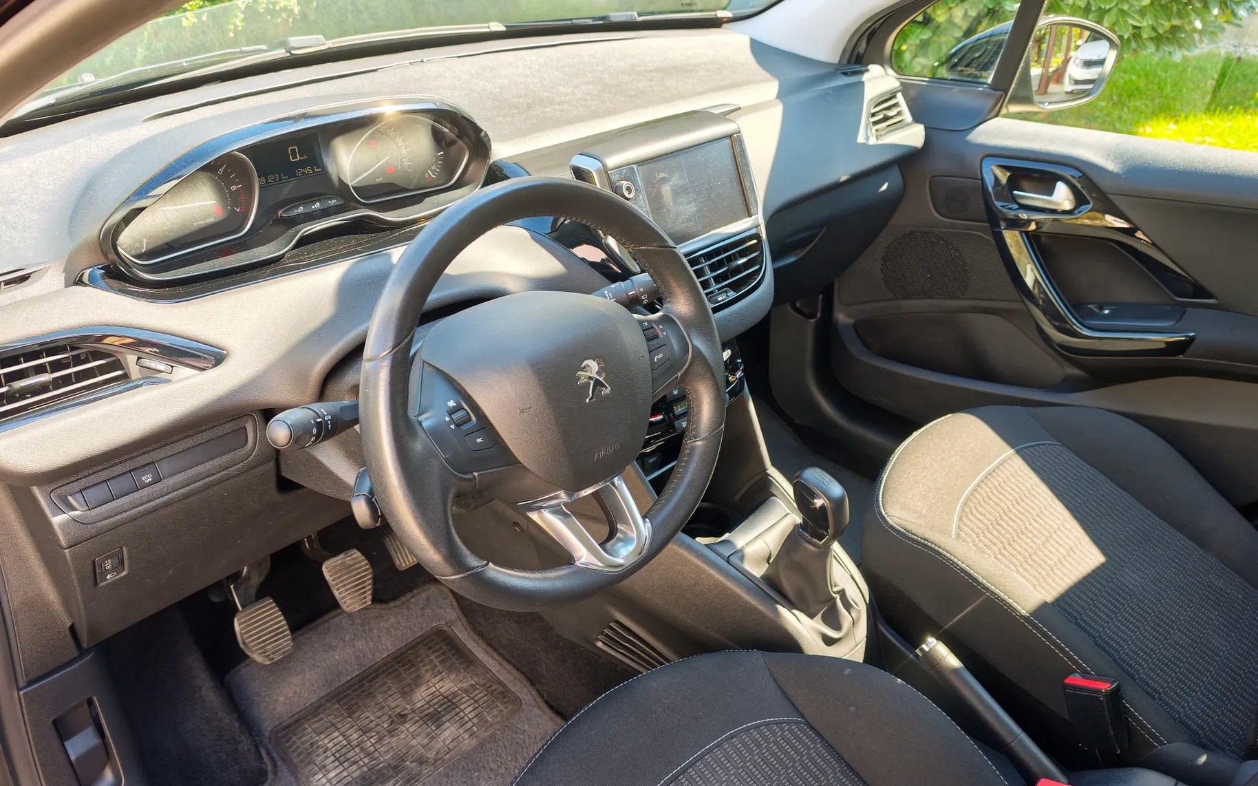 Zunanja slika - Peugeot - 208 1,2 PureTech 83 S&S Active - 5