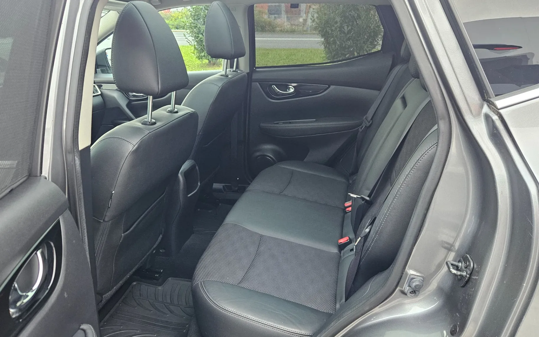 Zunanja slika - Nissan Qashqai - 1.6 dCi Visia, SLOVENSKI,360KAMERE,USNJE - 10