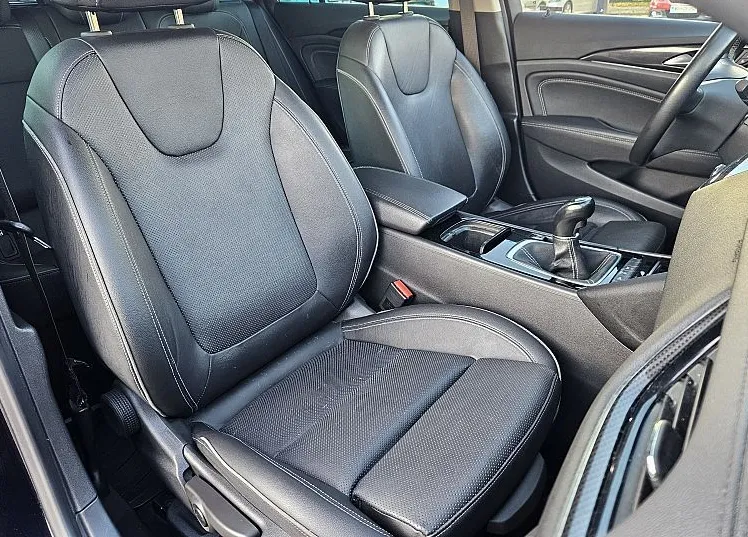 Zunanja slika - Opel Insignia - 2.0 CDTI 125KW COUNTRY TOURER - 10