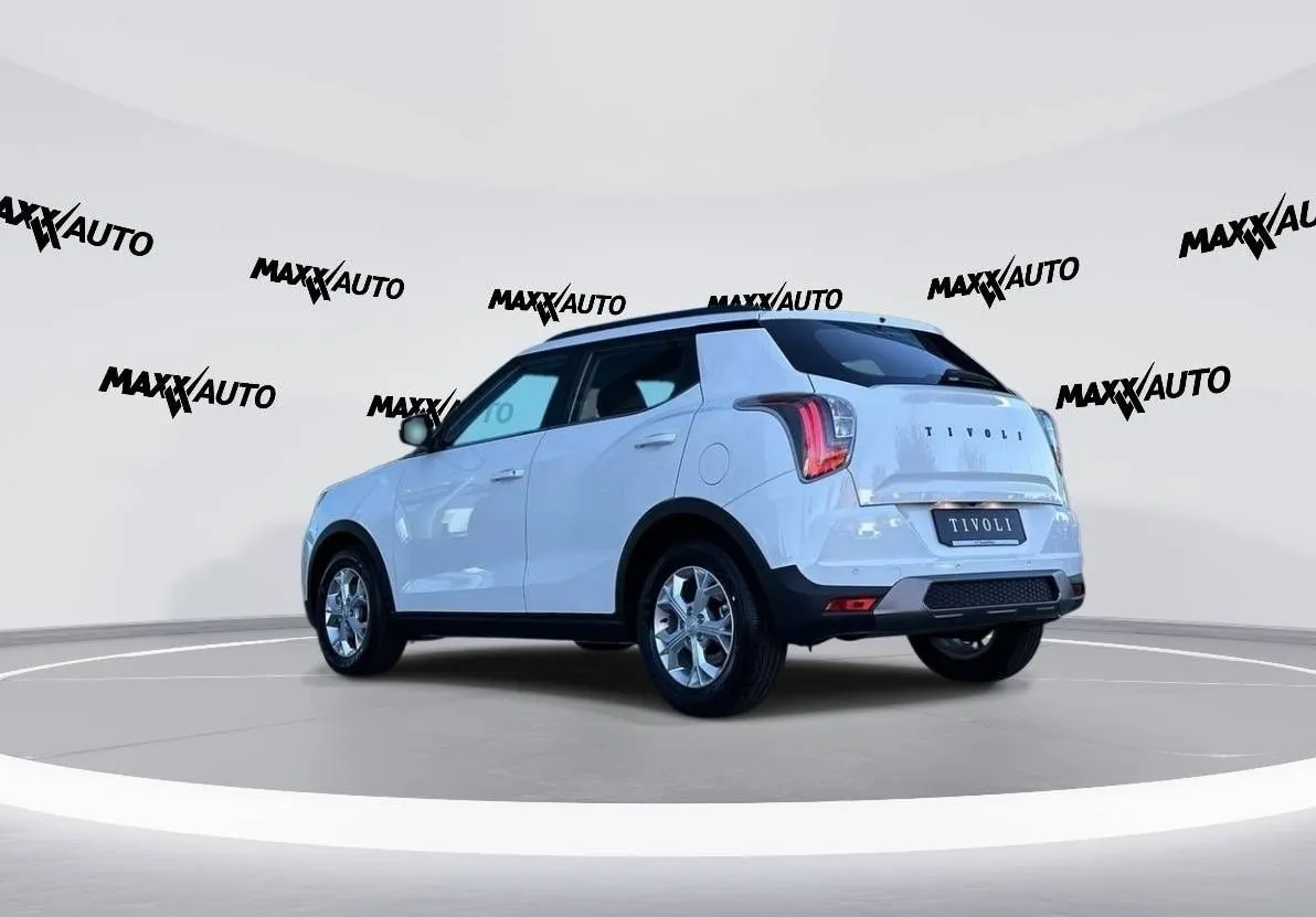 Notranja slika - KG Mobility Tivoli - 1.5 GDI-T Fresh A T - 7