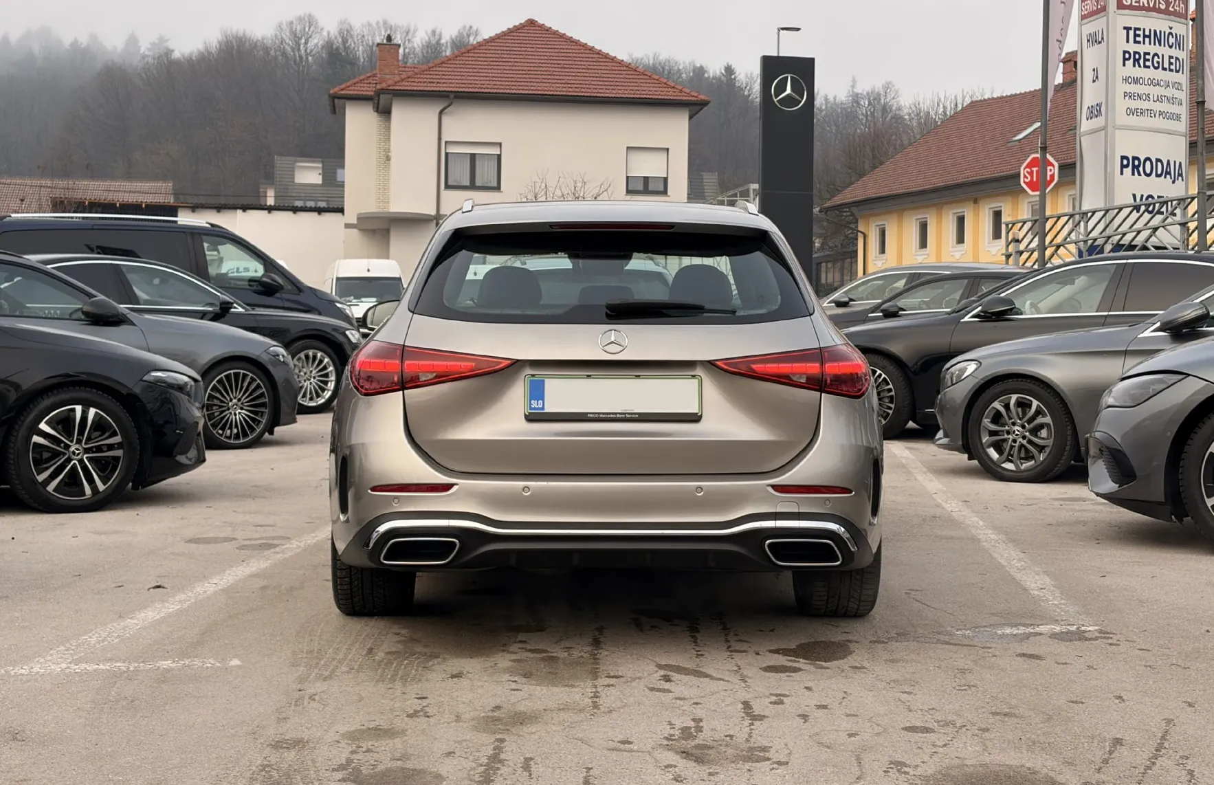 Zunanja slika - Mercedes-Benz C-Razred - C 220d T AMG Line Avt. - 3