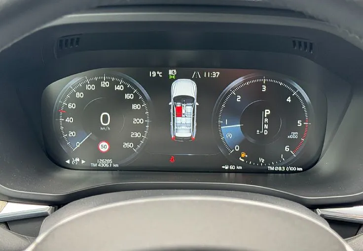 Zunanja slika - Volvo XC60 - D4 AWD Momentum Avt. - 6