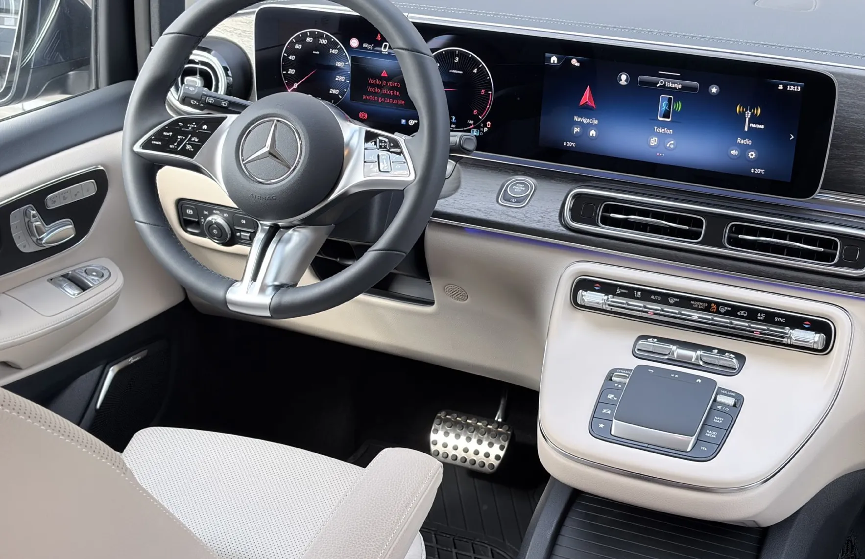 Zunanja slika - Mercedes-Benz V-Razred - V300d 4MATIC AMG Line Avt. - N1 tovorni 5 sed. - 6