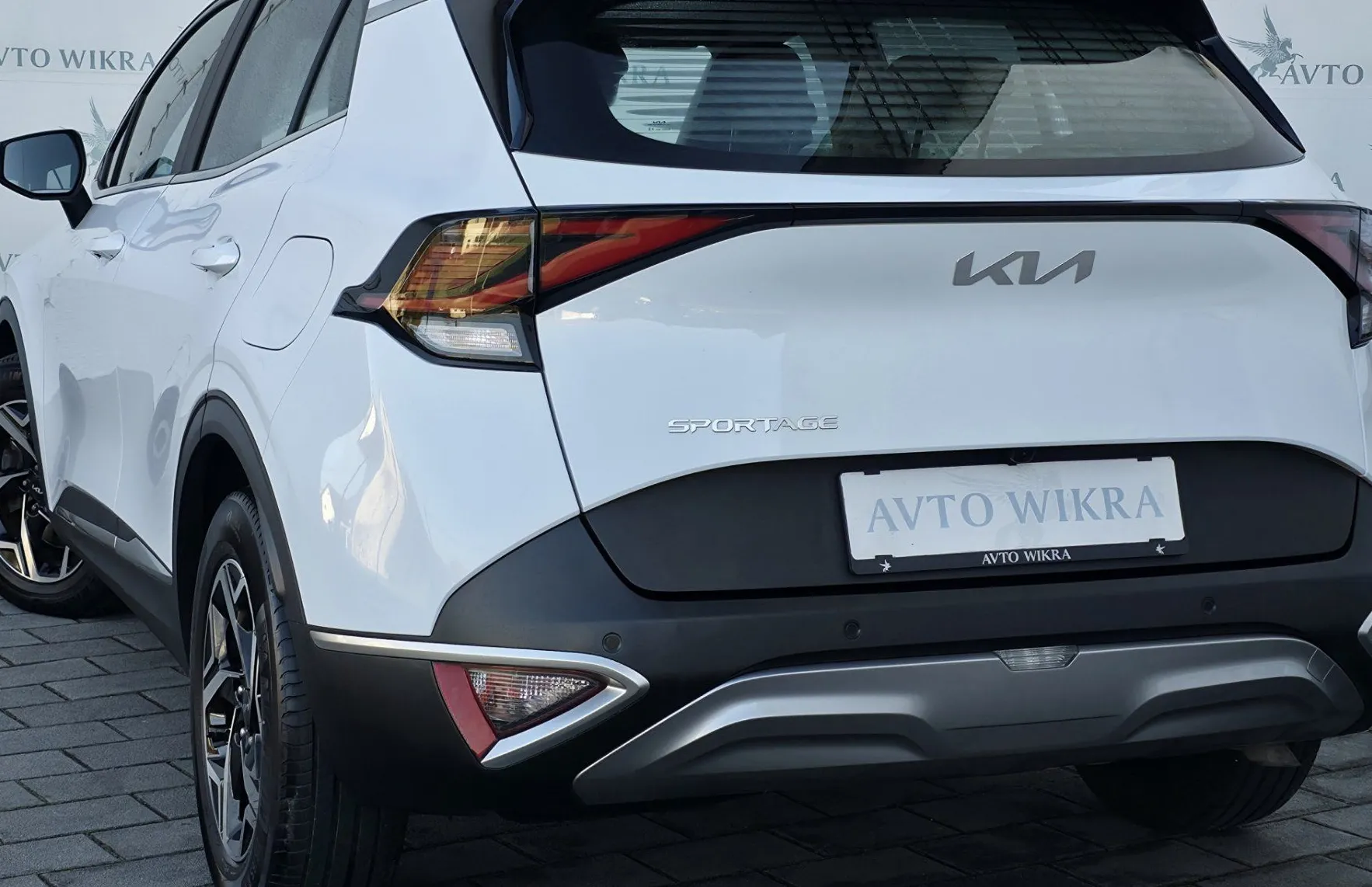 Zunanja slika - KIA Sportage - 1.6CRDi Fresh LED•TEMP•LANE•NAVI•KAMERA•PDC•17C• - 3