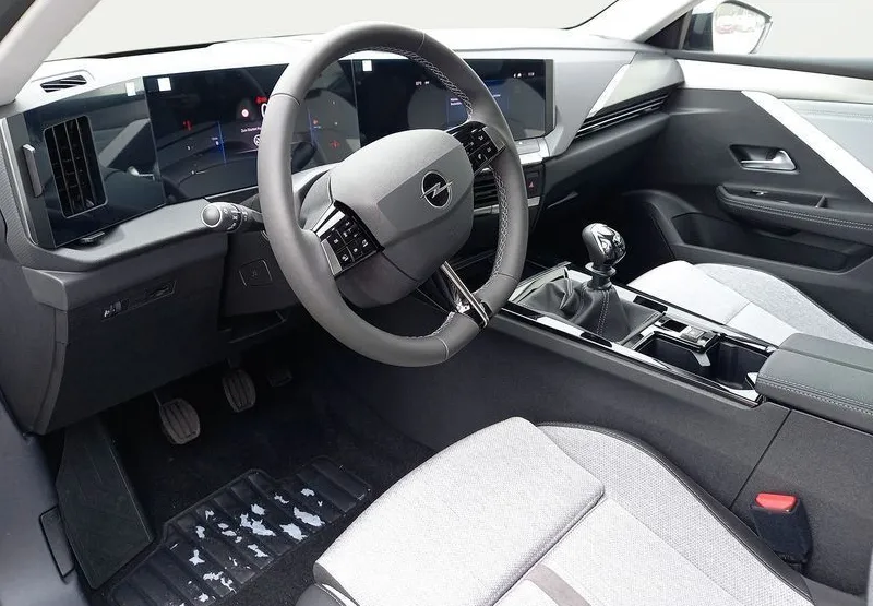 Zunanja slika - Opel Astra - 1.5 Dizel 96KW S S Elegance - 4
