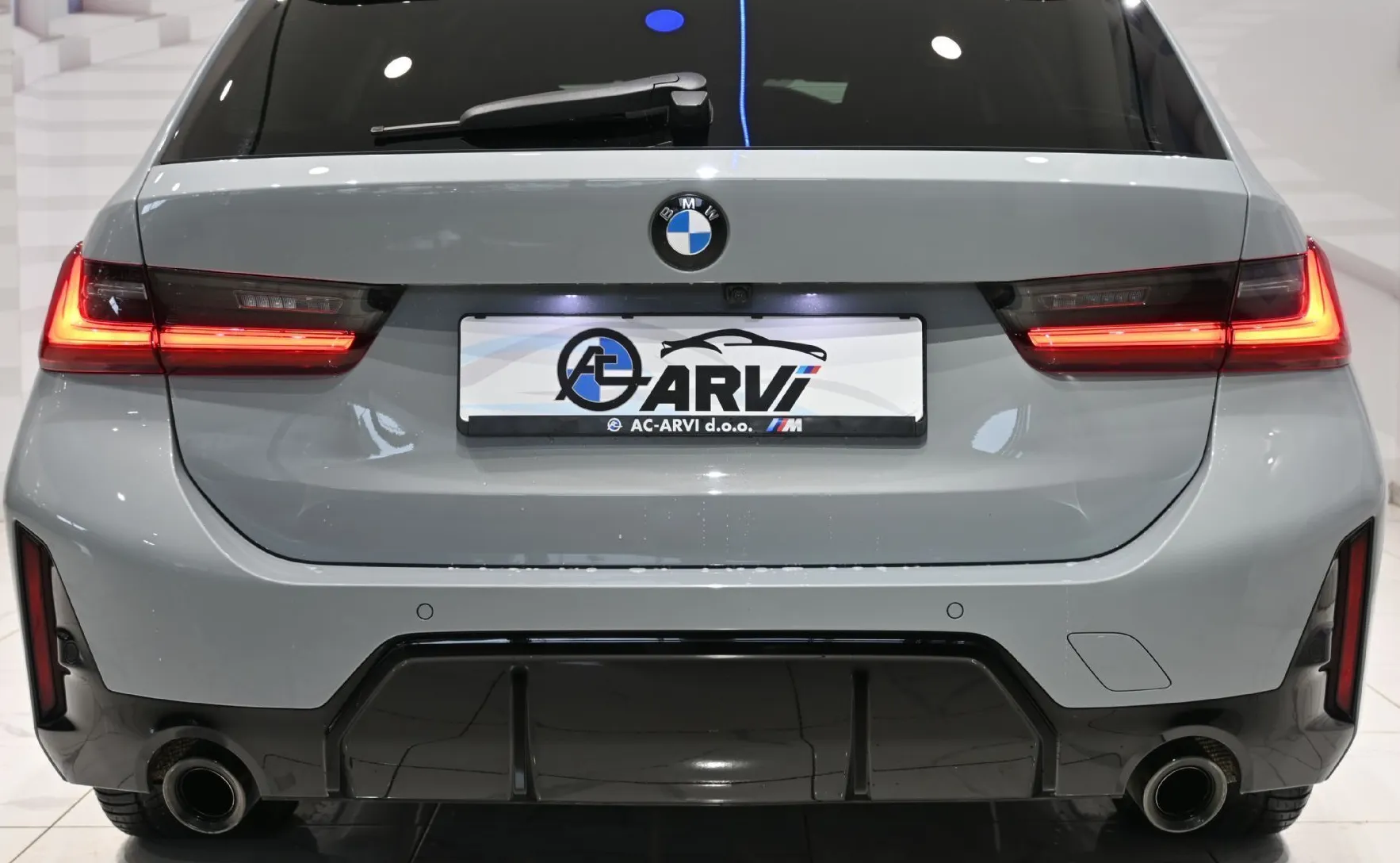 Zunanja slika - BMW Serija 3 - Touring: 330d xDrive -M.SPORT PRO-RADAR-H K-KEYLESS-KAME - 5