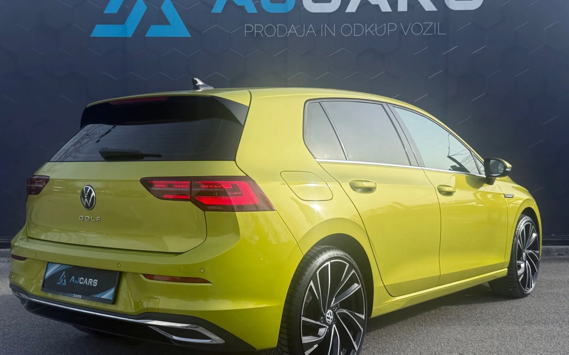 Zunanja slika - VW Golf - 2.0 TDI avt.Style-Masaža-Matrix-Virtual-F1-Ambie - 7