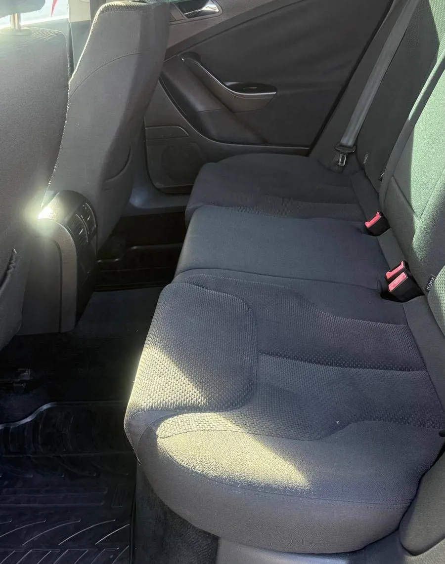 Notranja slika - Volkswagen Passat Variant - 2.0 TDI Comfortline - 11