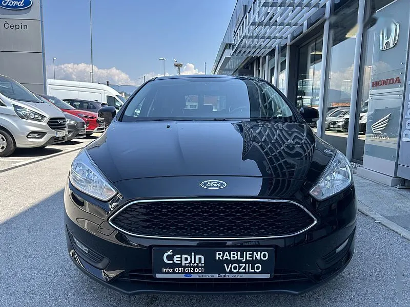 Zunanja slika - Ford Focus - TITANIUM-1.0-ECOBOOST-SLO - 2