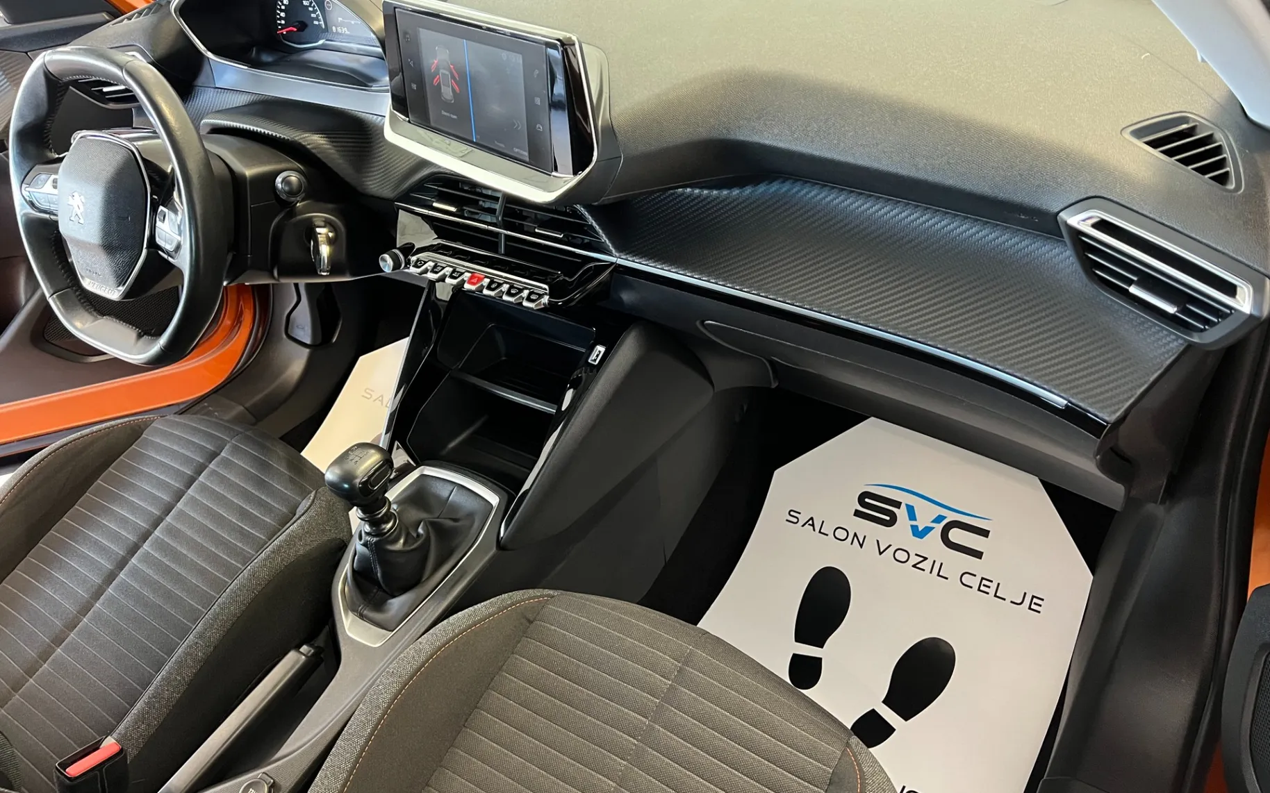 Zunanja slika - Peugeot 2008 - 1.2-1.LASTNIK-JAMSTVO-ODLIČEN-OBROK ŽE OD 128€ - 11