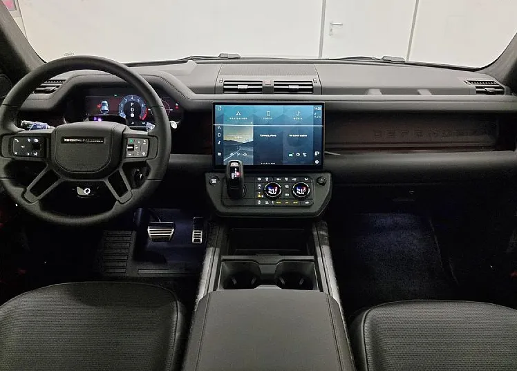 Zunanja slika - Land Rover Defender - 110 OCTA Black Edition P635 4.4 V8 AWD - 12