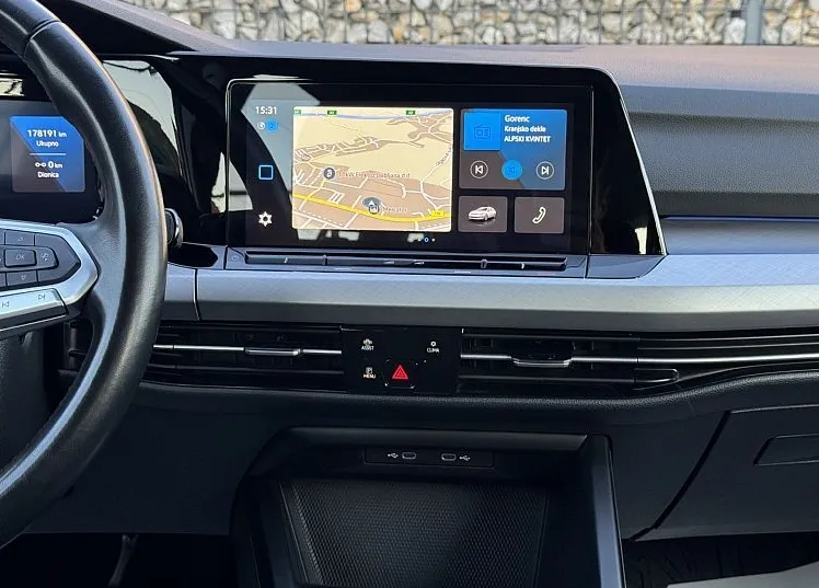 Zunanja slika - VW Golf - Variant 2.0 TDI avt. 85kw |NAVI|PDC|AMBI| - 13