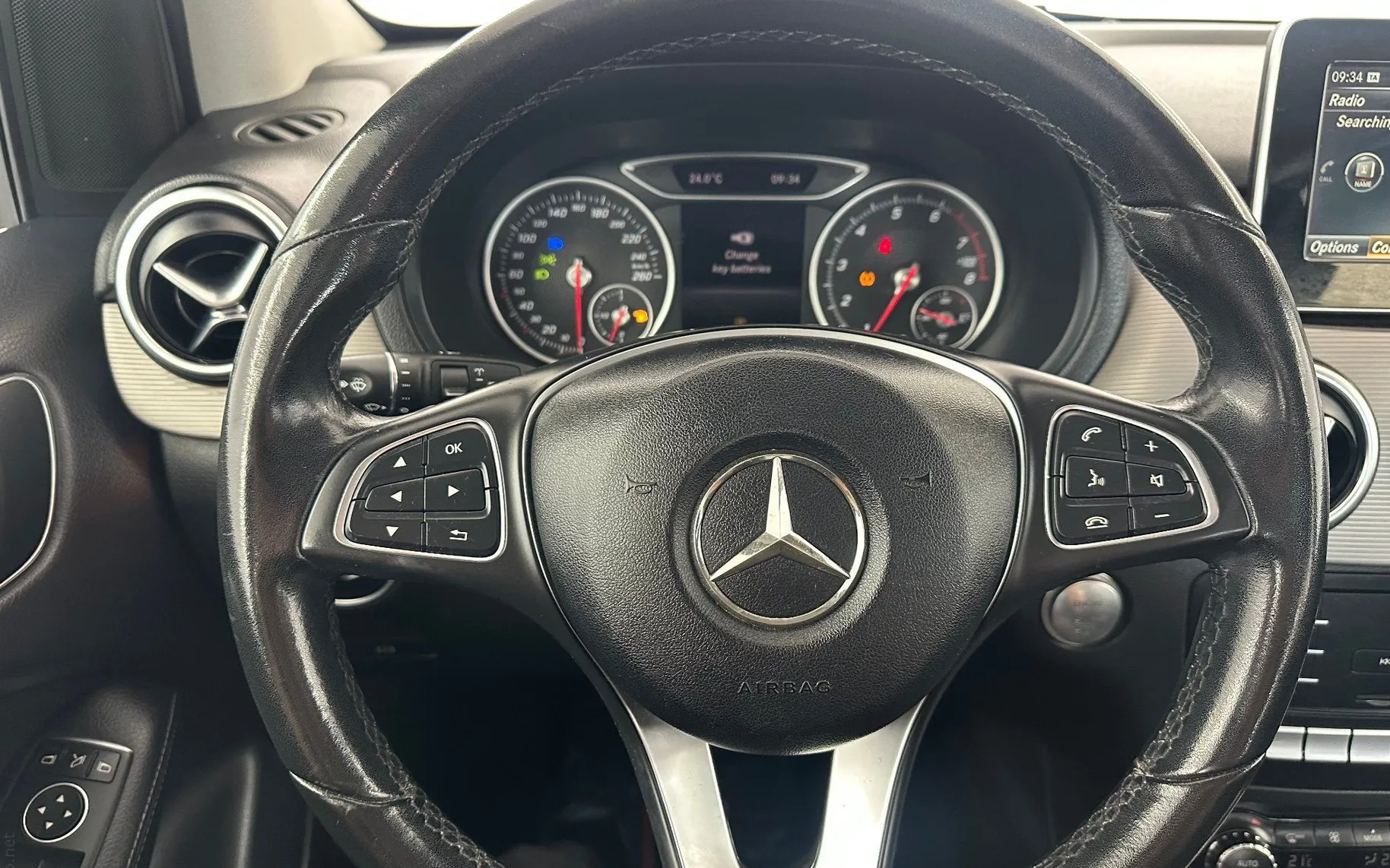 Zunanja slika - Mercedes-Benz B-Razred - B 200 BENCIN 1.6 SLOVENSKI.SAMO 104.000 KM - 3
