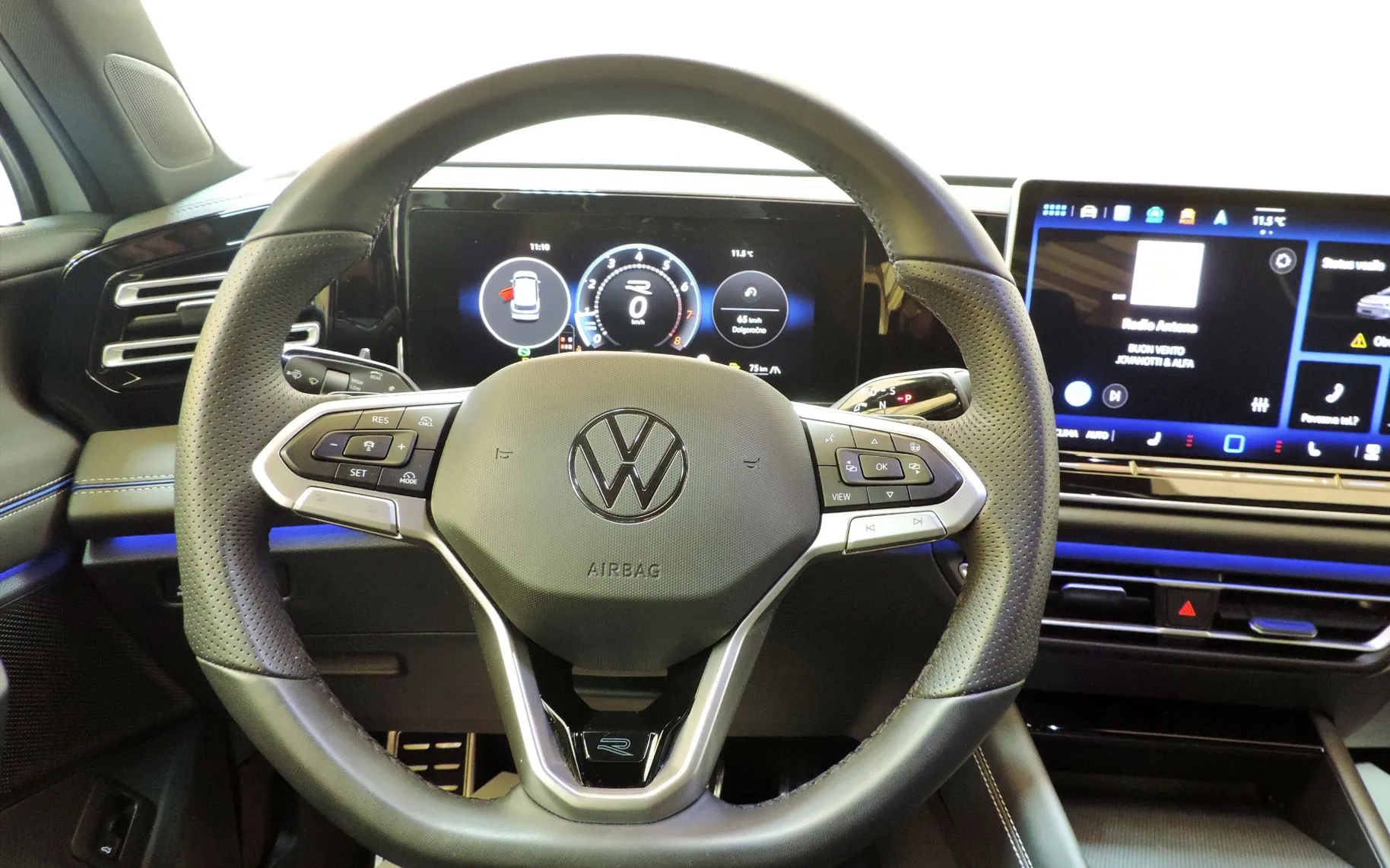 Zunanja slika - Volkswagen Tiguan - 1.5 eTSI BMT R-Line DSG - 14