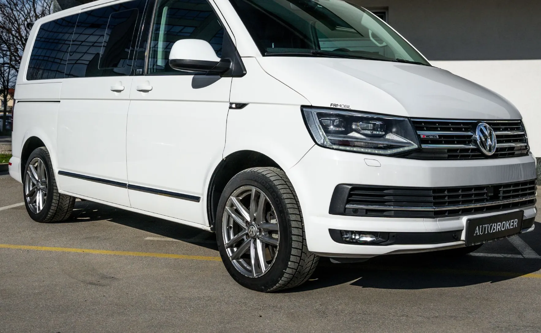 Zunanja slika - VW Multivan - 2.0 TDI 4M AUT. Comfortline - 3