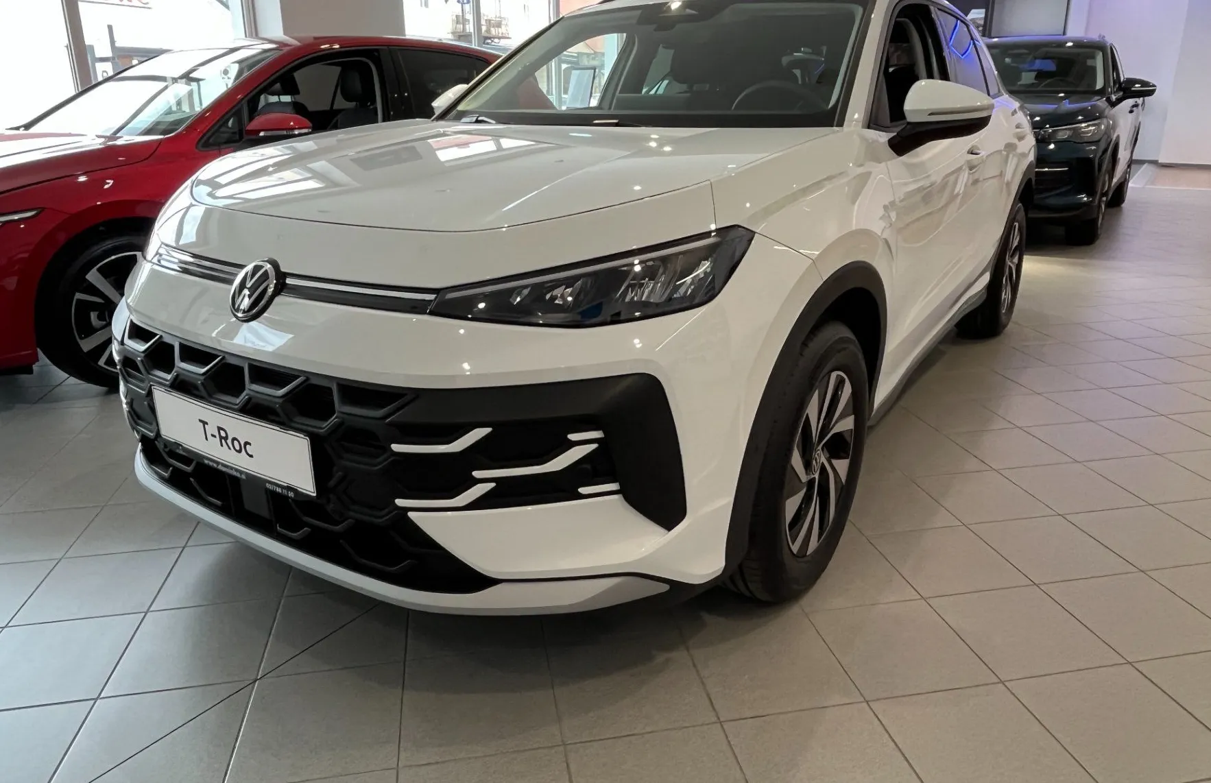Zunanja slika - Volkswagen T-Roc - 1.5 eTSI Life DSG - 1