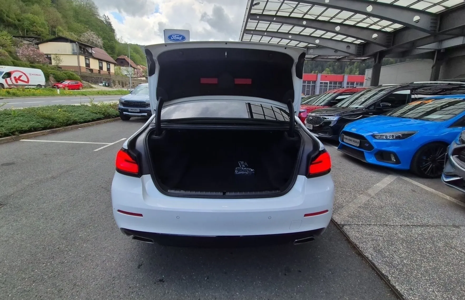 Zunanja slika - BMW Serija 5 - : 518d mHEV AUT-SLO-LED-KAMERA-PDC-ODLIČEN - 9