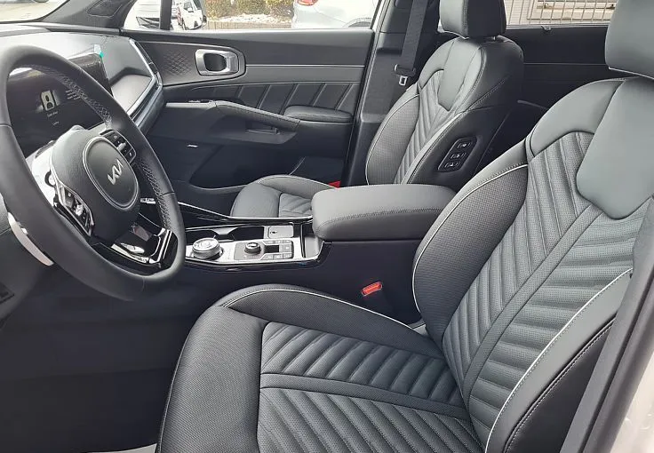 Zunanja slika - KIA Sorento - 2.2 TCi EX Limited Pano. AWD 8DCT 142kW - 8