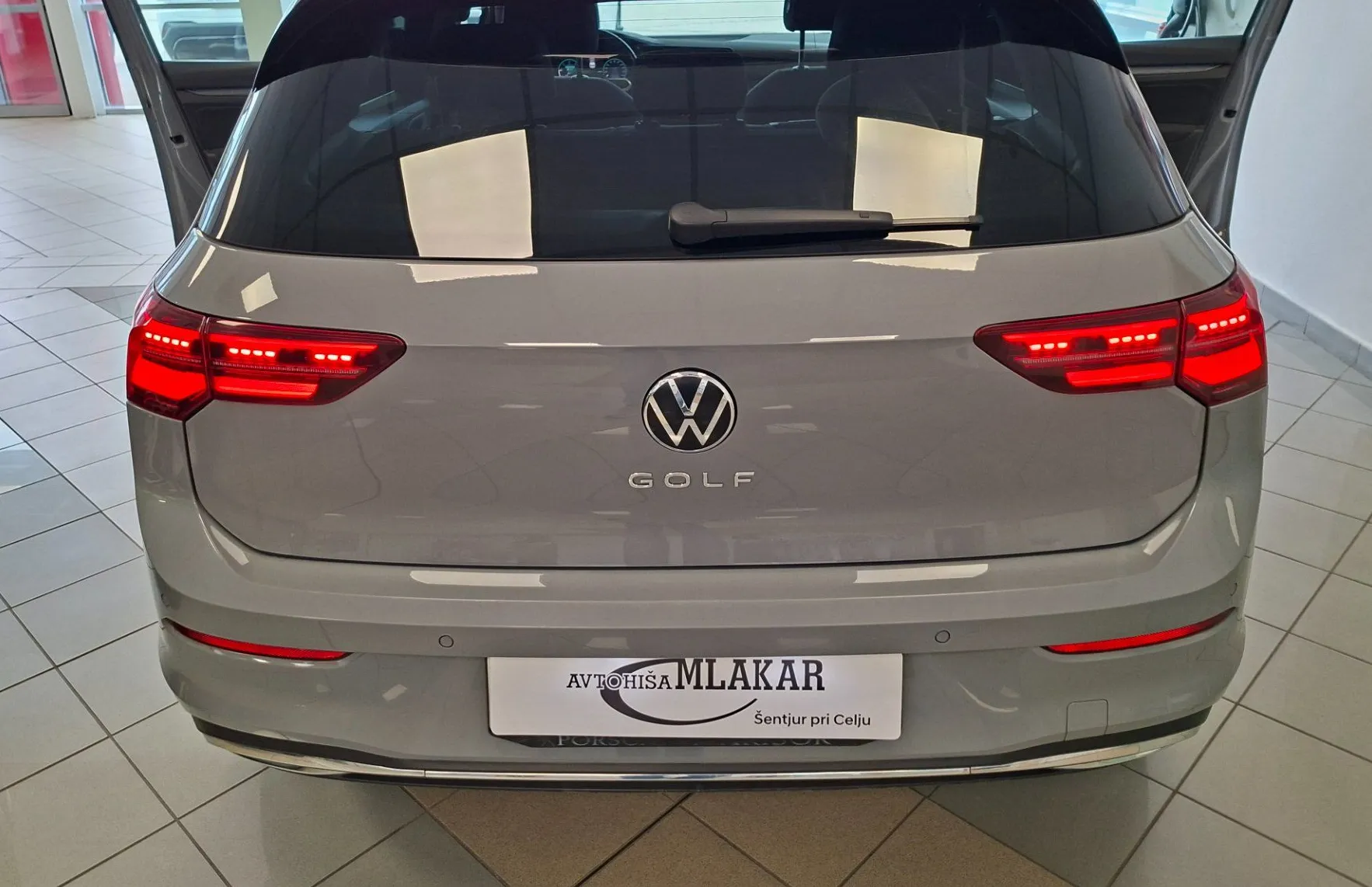 Zunanja slika - Volkswagen Golf - 2.0 TDI BMT Style-SLO-1.LASTNIK-ODLIČEN- - 6