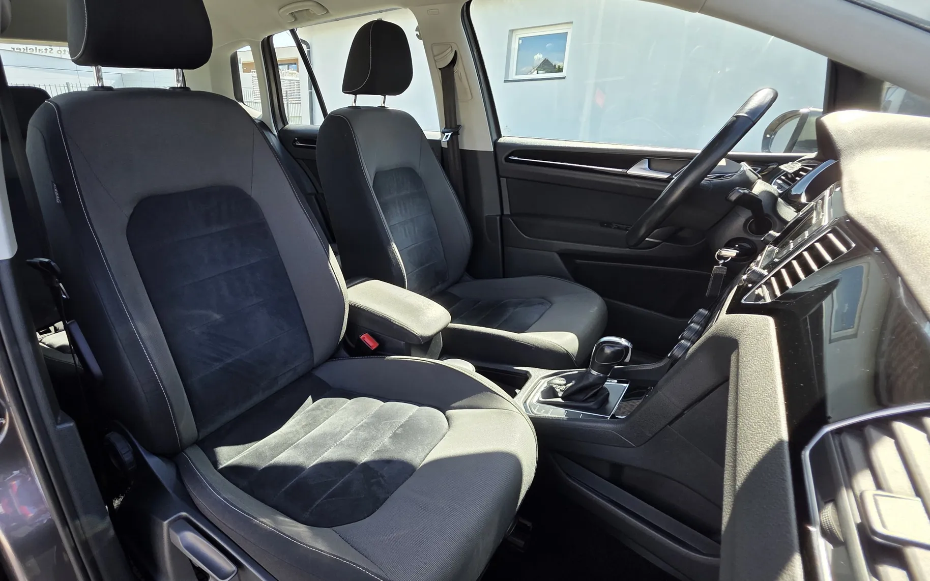Zunanja slika - Volkswagen Golf - Sportsvan 1,6 TDI BMT DSG 1.LAST SLO PDC TEMP - 16