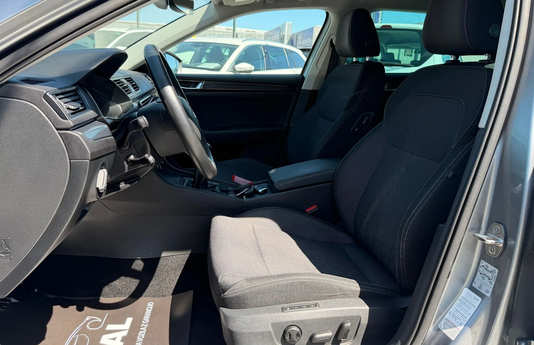 Zunanja slika - Škoda Superb - 2.0 TDI STYLE-18COL-CRYSTAL LED-ACC-MRT.KOTI-KAMER - 9