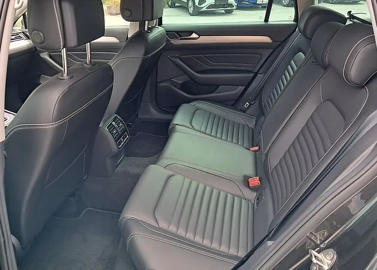 Zunanja slika - VW Passat - Variant .2.0 TDI  Elegance 110kW-150KM DSG samo 73.660km - 9