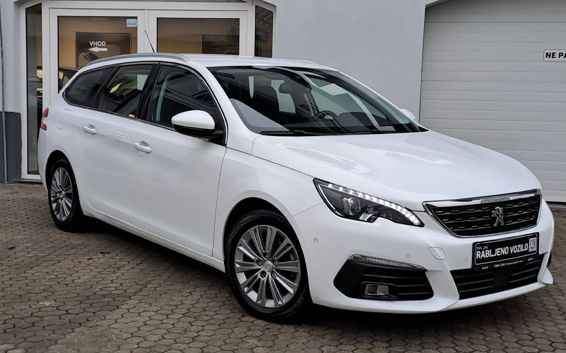 Zunanja slika - Peugeot 308 - 1.5 BlueHDi 130 STT ALLURE - 2