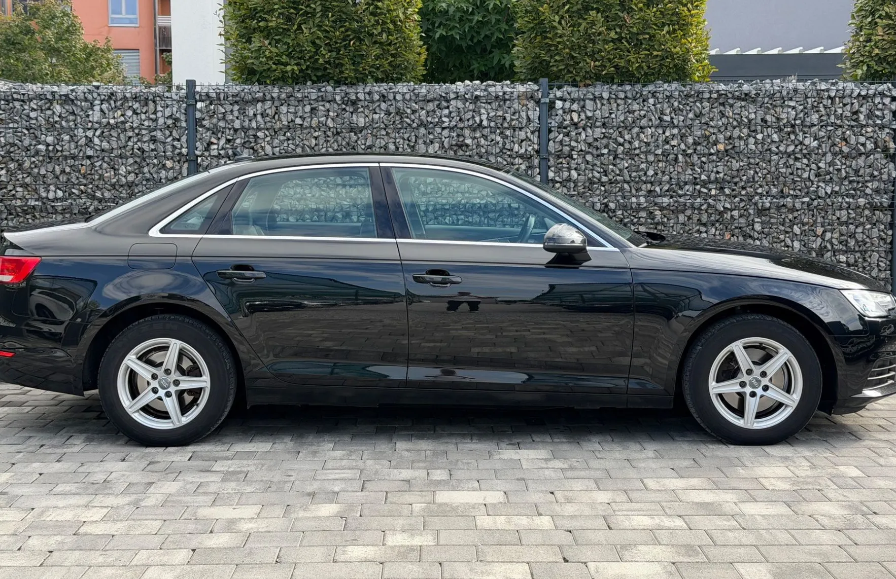 Zunanja slika - Audi A4 - 2.0 TDI |PDC|KLJUKA|NAVI|REDNO SERV.| - 8
