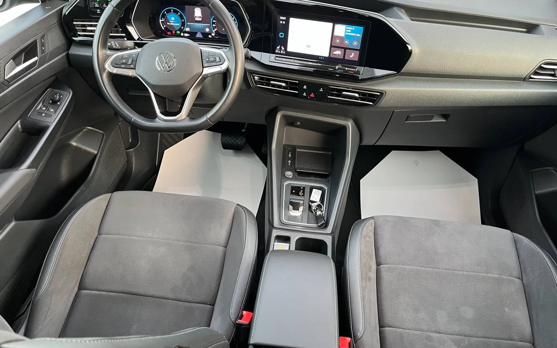 Notranja slika - Volkswagen Caddy - 2.0 TDI Style DSG-1 LASTNIK-LED-NAVI-KAM-ODLIČEN - 7