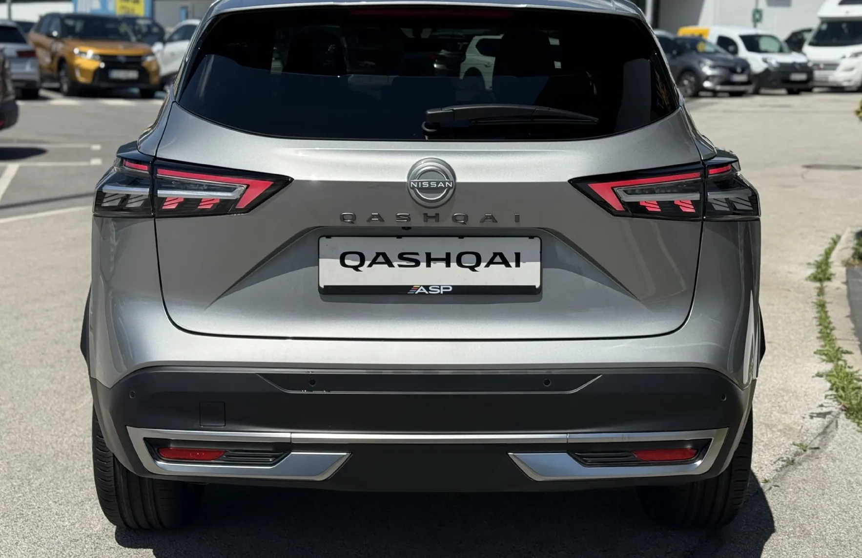 Zunanja slika - Nissan Qashqai - 1.3 DIG-T Mild Hyb.158 2WD X-Tron.TEKNA - 5