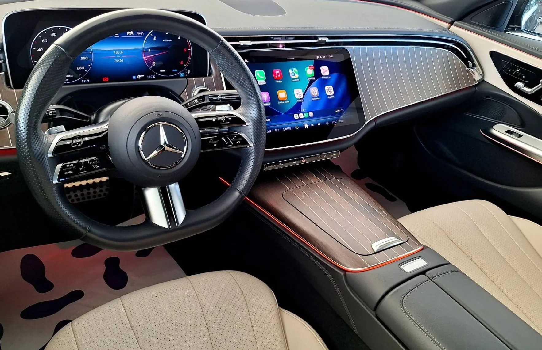 Zunanja slika - Mercedes-Benz E-Razred - E 220d 4MATIC AMG Line•AIR•KAM360•AMBIENT•MEMORY• - 13