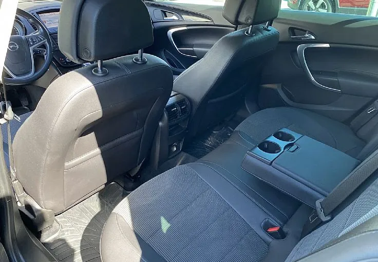 Zunanja slika - Opel Insignia - ST 2.0 CDTI 160KM Cosmo Avt. - MALO KM-BERI OPOMBE - 8