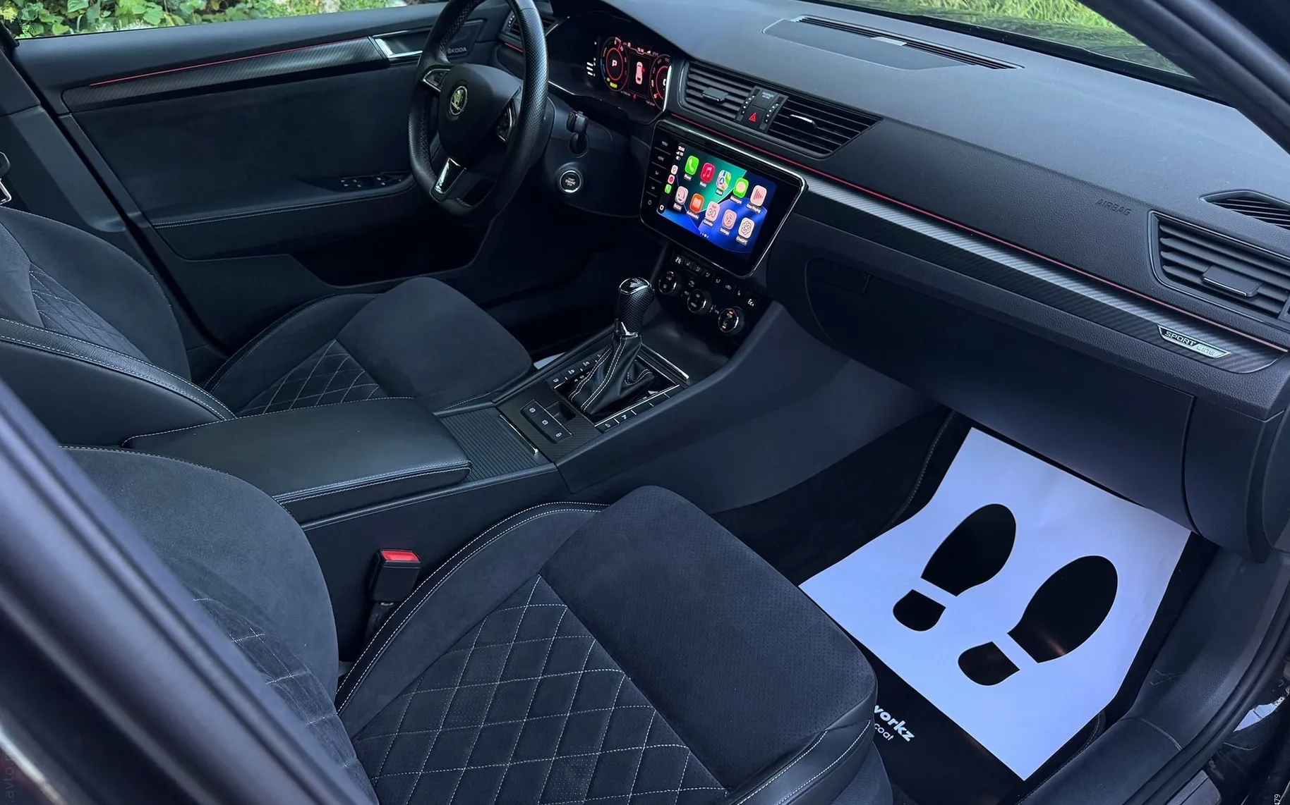 Notranja slika - Škoda Superb - iV 1.4 TSI Sportline DSG|MATRIX|ACC|KAM|KEYLESS - 7