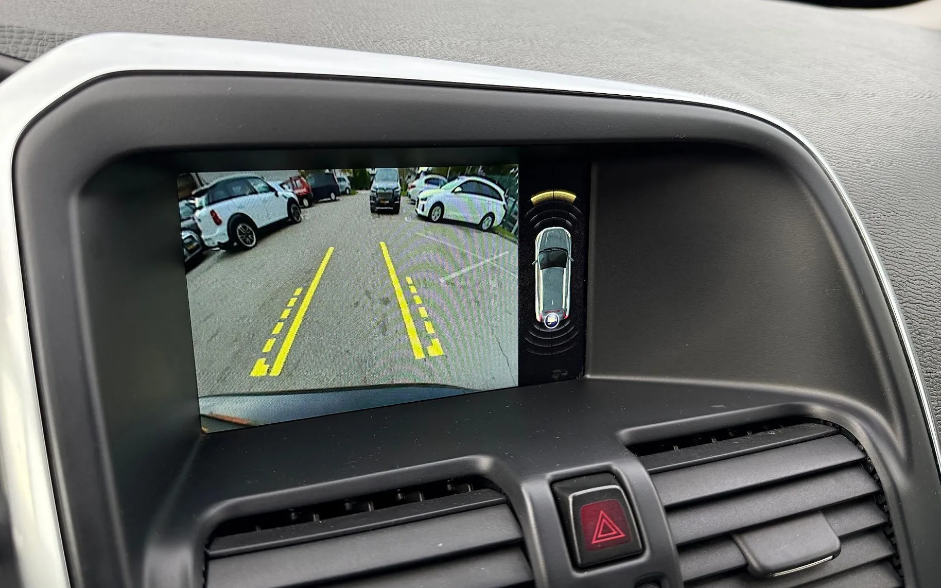 Zunanja slika - Volvo XC60 - D4 Summum AUT. LED XENON ACC NAVI BLS VIRTUAL - 19
